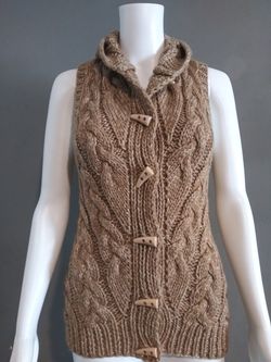 ***WOMEN'S SMALL SWEATER VEST WITH HOODIE!***