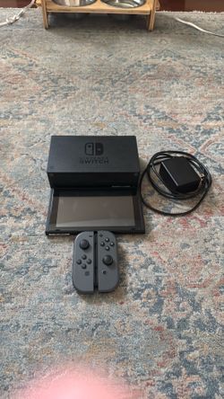 Nintendo Switch V1/V2 Gray Bundle - Complete & Fully Functional (OBO)