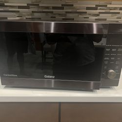 Galanz Express Wave Black Stainless Steel Microwave