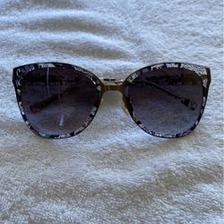 NEW VERA BRADLEY LORALEE SUNGLASSES 