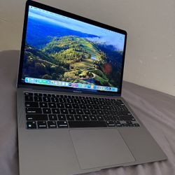 MacBook Air M1 13.3inch 512gb 16gb ram $700 OBO