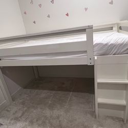 Twin size bed