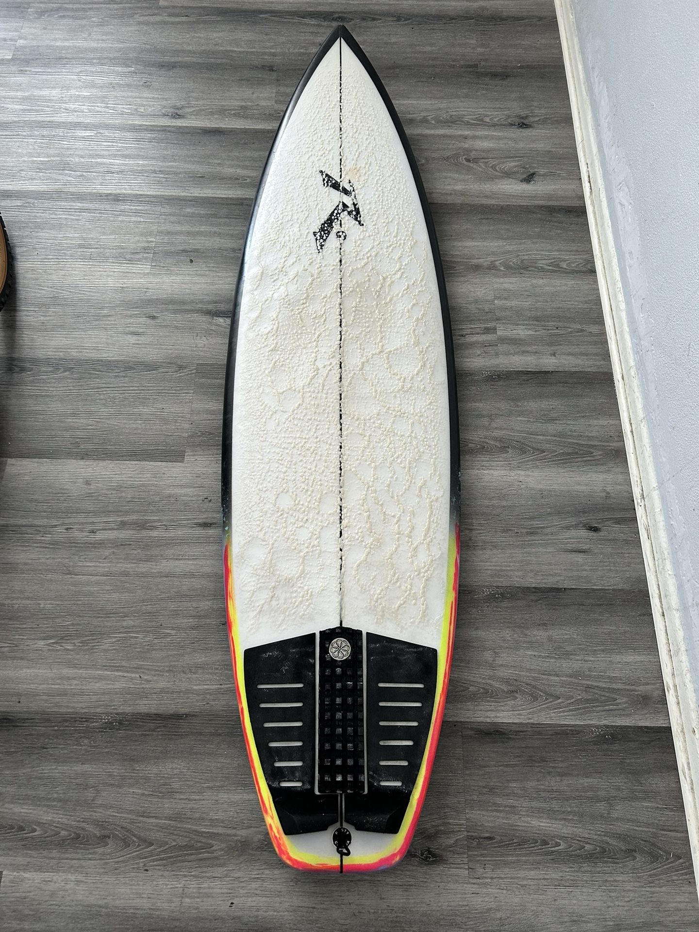 Surfboard 