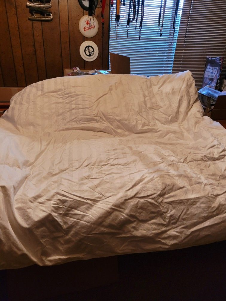 Goose Down King Size Comforter