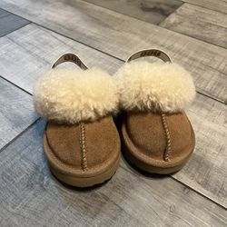 Uggs Size 5 Kids