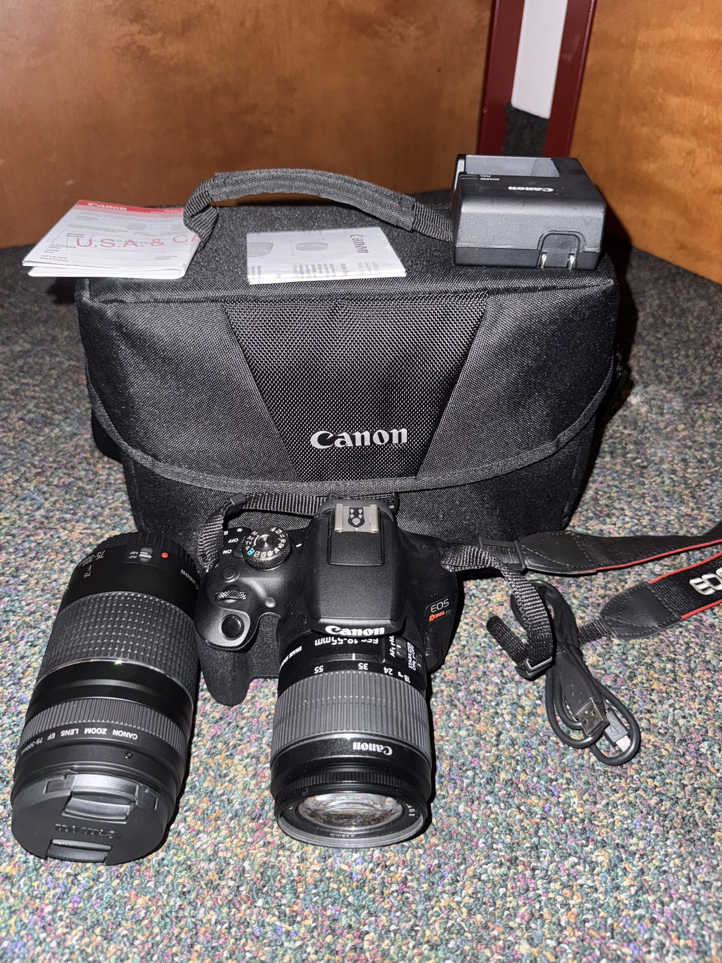 Canon EOS Rebel T7