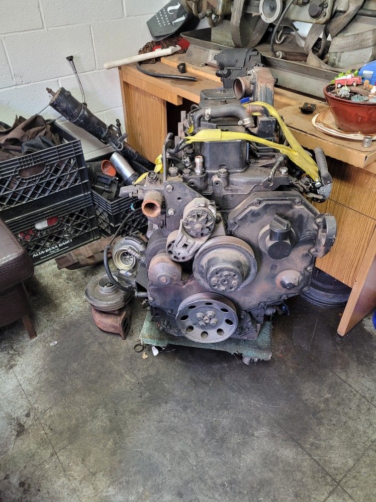 Cummins 4 Cylinder Turbo Diesel Engine