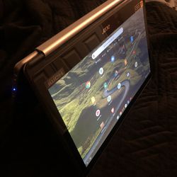 Tablet Laptop Acer Chromebook Mint Condition 