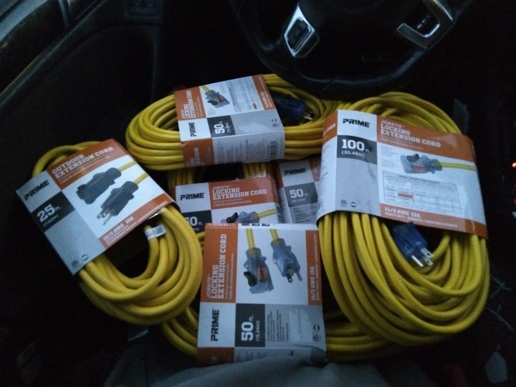 $75 TOTAL ~~~ PRIME Jobsite Locking Extension Cords And Outdoor Extension Cord