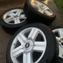 Rims 22 Texas Edition Tires. Is   275 50 22