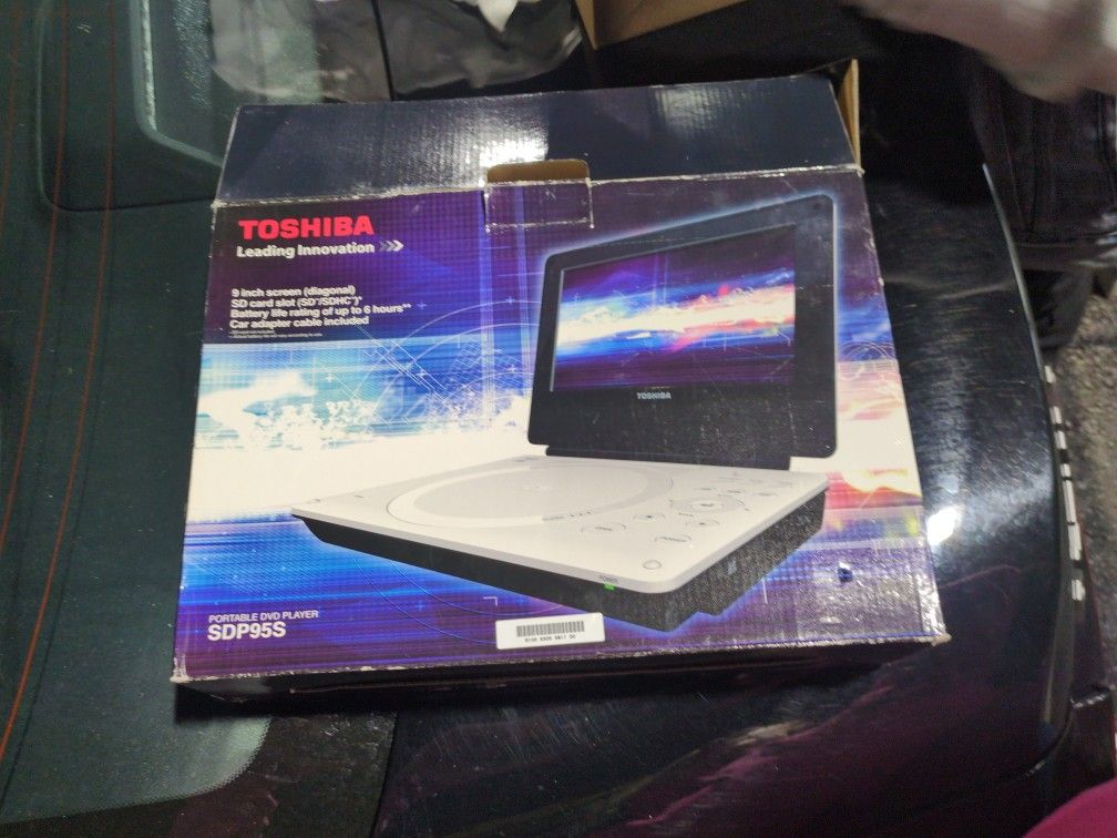 Toshiba (Portable DVD player)