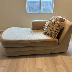 Free Couch  (Wildomar)