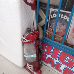 Shark Valcum Cleaner