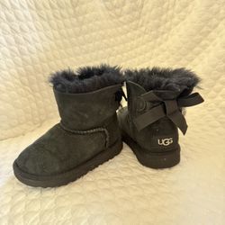 UGG Mini Bailey Bow Boot