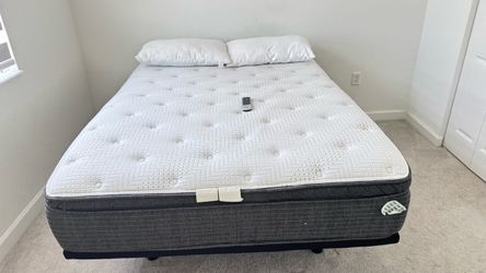 Beautyrest PressureSmart Plush Pillow Top Queen