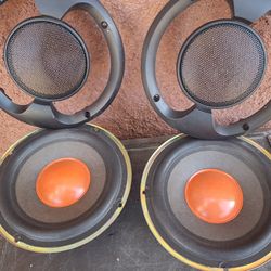 SPEAKERS BOSINAS 6.5 GOOD CONDICIÓN ABLO ESPAÑOL
