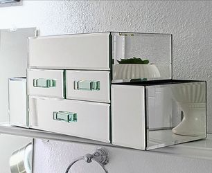 Pottery Barn Make Up Beauty Organizer Storage Mirrored Glass Glam Deco Hollywood Regency Fashion Make-up Hair Decorative Home Decor