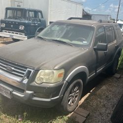2006 Ford Explorer 
