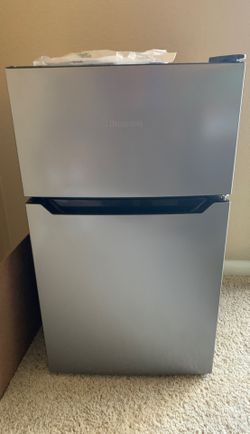 Mini fridge