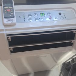 Air conditioner 13,500 BTU