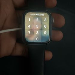 APPLE SERIES 4 WATCH GPS+CELLULAR