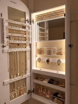 Hanging door mirror