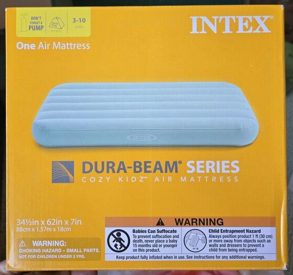 (6)Kozy Kidz air mattresses with fitted sheets and blankets