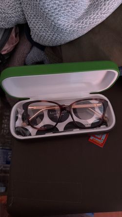 Brand new Kate spade glasses never used