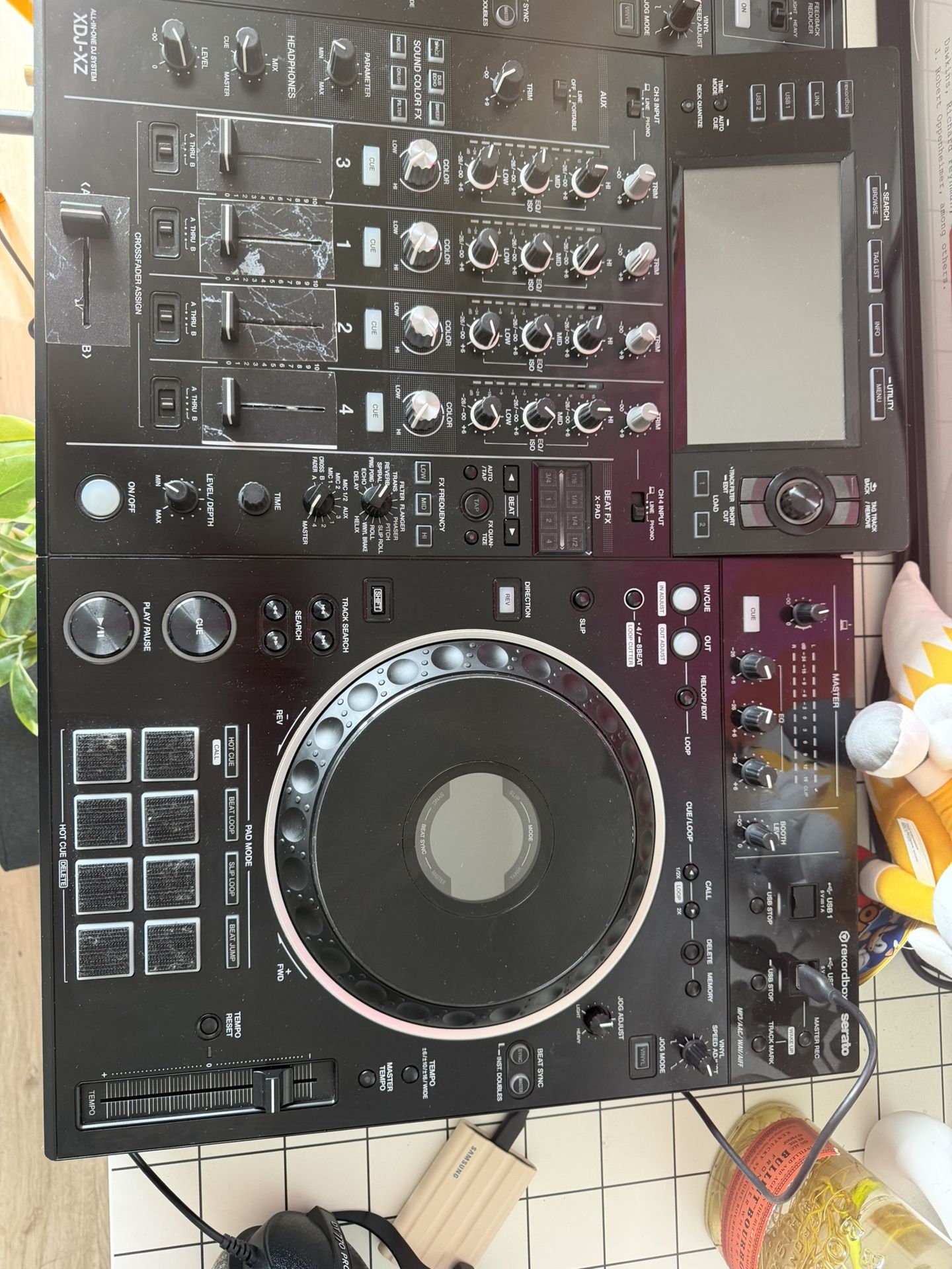 Pioneer XDJ-XZ – Excellent Condition – With Case & Accessories