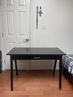 Target Desk