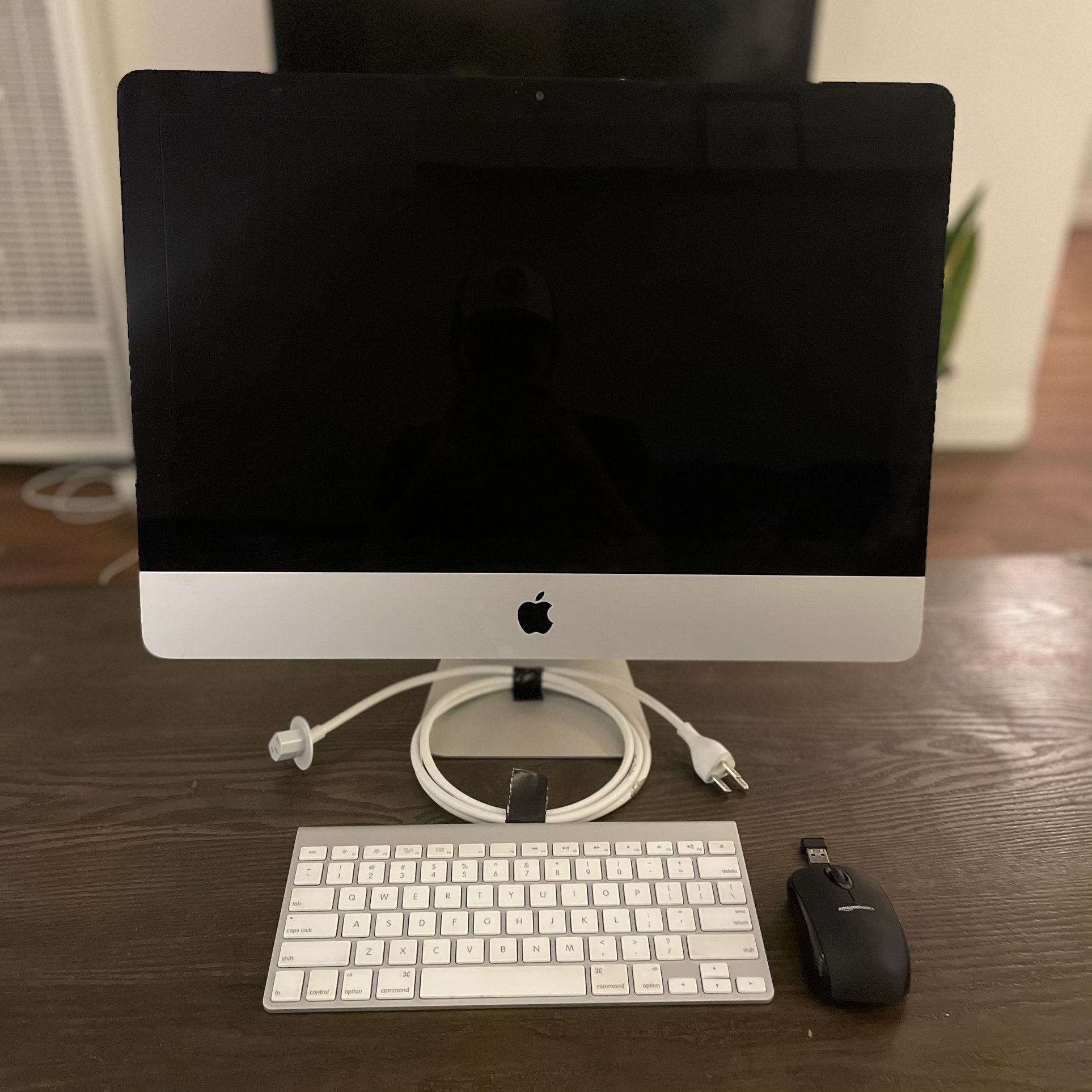 Apple - 21.5” iMac - Core i5 - 1TB HDD - 2.9GHz