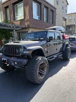 2024 Jeep Gladiator Mojave 4 inch lift