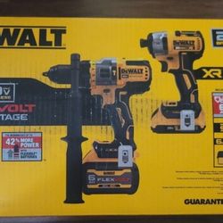 Dewalt 2 Combo Kit,  Flexvolt Advantage