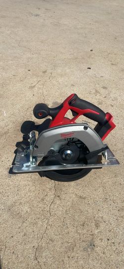 Milwaukee M18 6-1/2” Circular Saw (Tool Only)