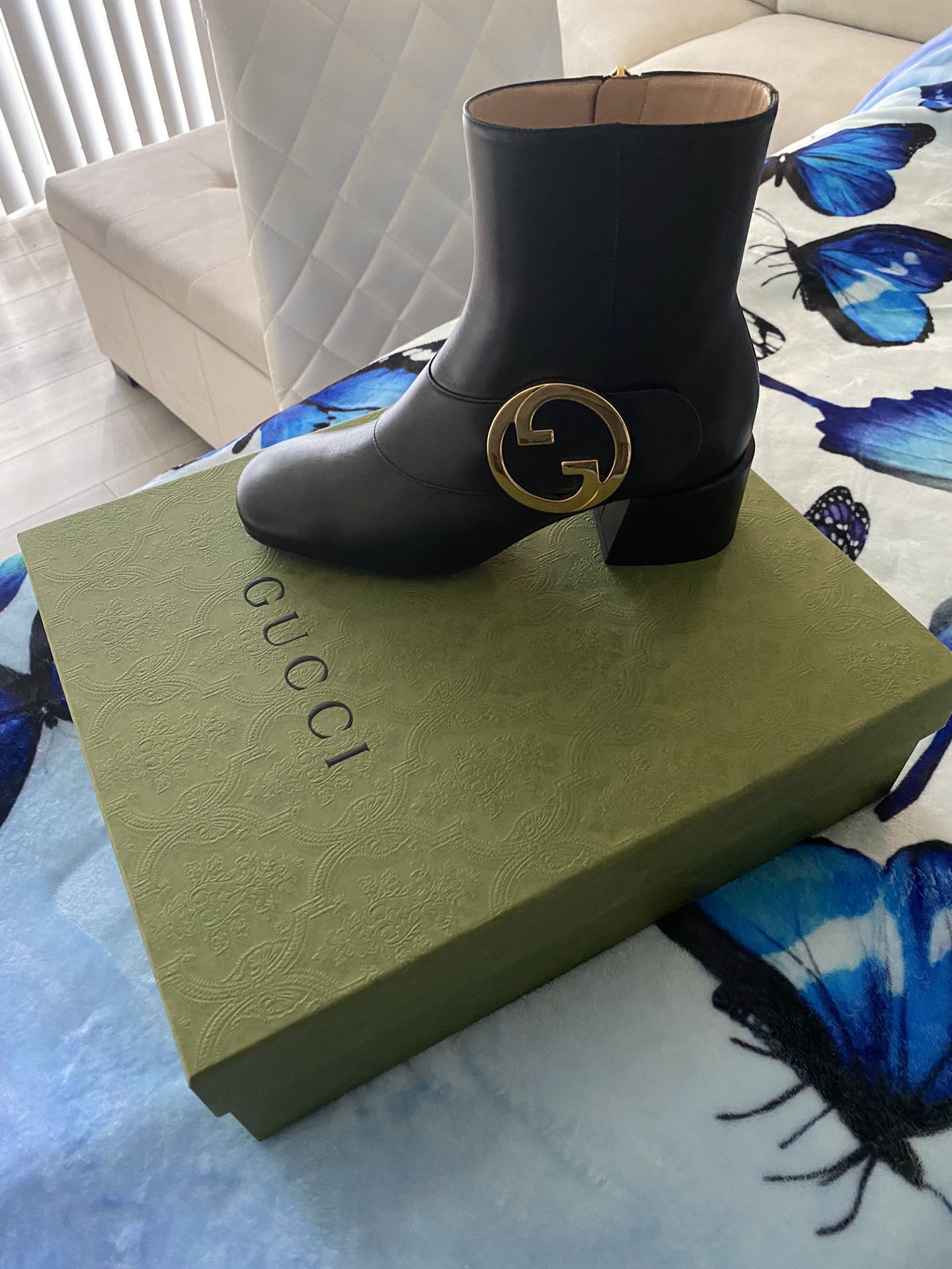 Genuine GUCCI Blondie Womens Ankle Boots Black Leather Gold 37+ US. 7.5 Size