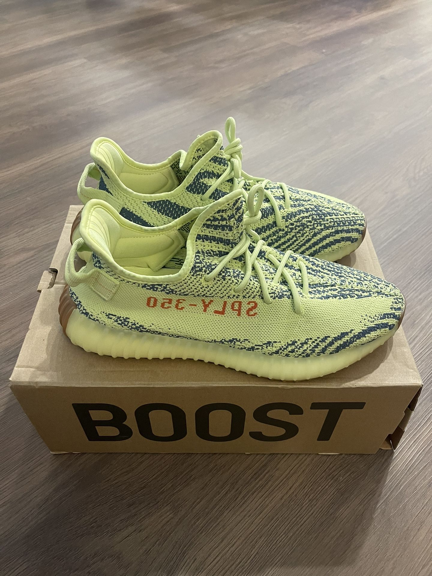 Men’s Size 11.5 Adidas Yeezy Boost 350 V2 “Semi Frozen Yellow.