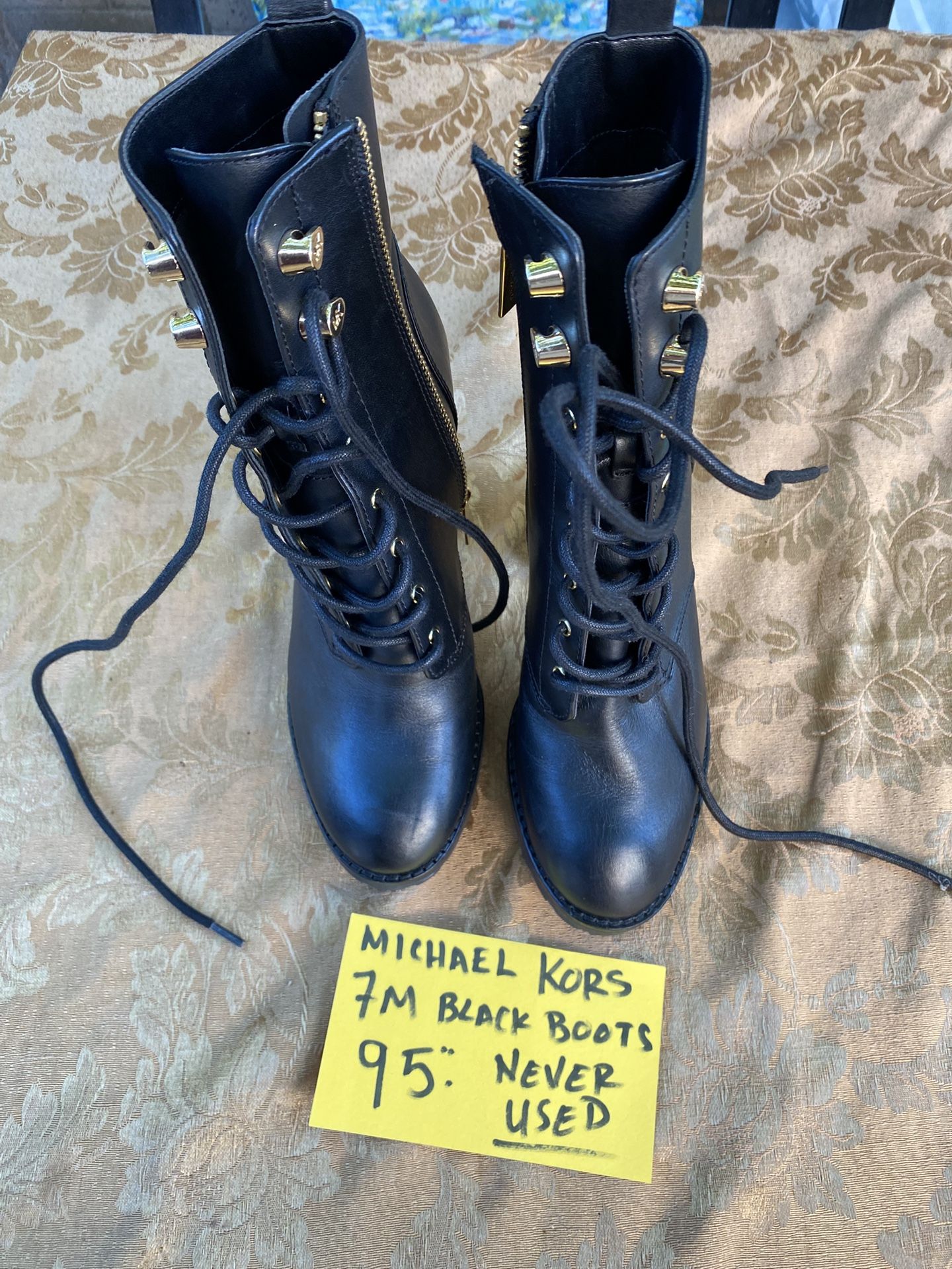 New Michael Kors Boots