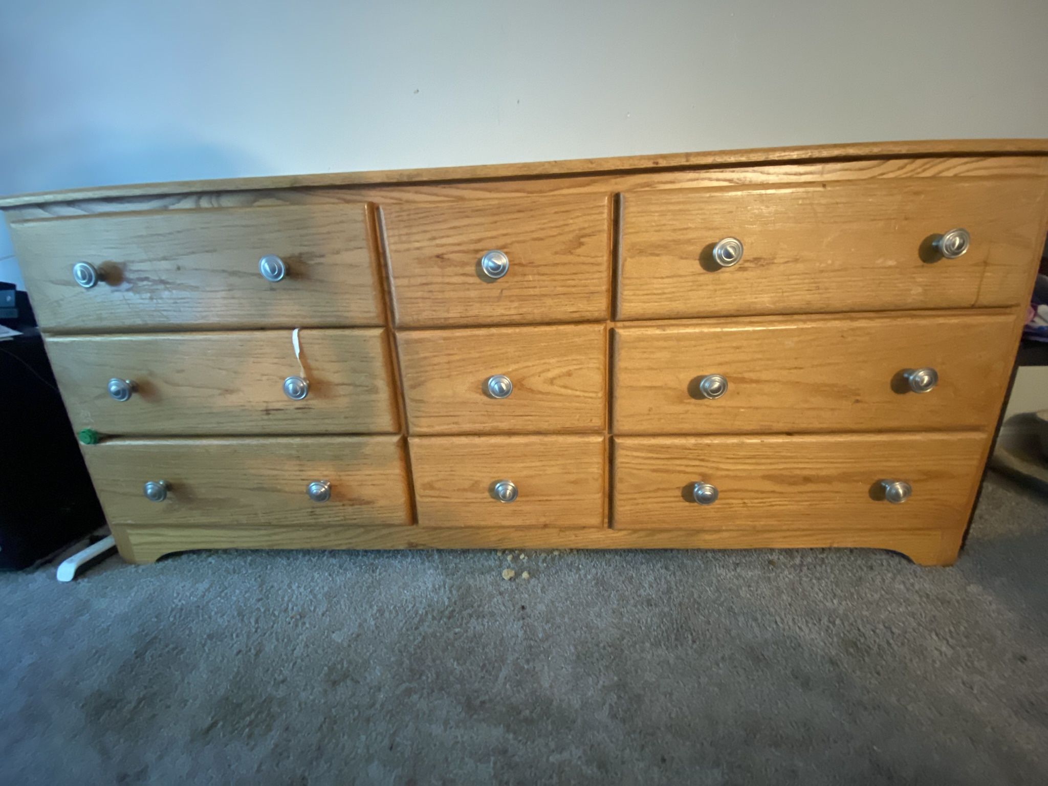 Dresser