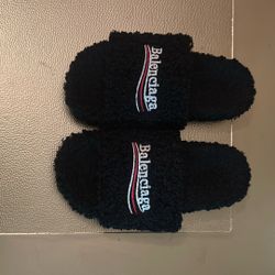 Balenciaga Slides