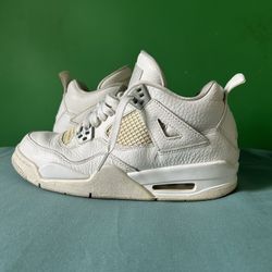 Jordan 4 pure hotsell money size 7