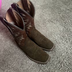 Boots Dan POST