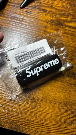 Supreme Floating Keychain 
