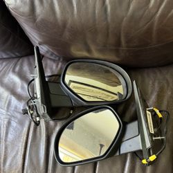 07-13 Chevy Silverado Side Mirrors 