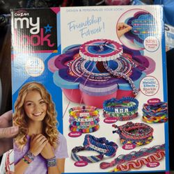Bracelet And Loom Kits 
