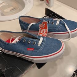 New Vans Size 5 Woman