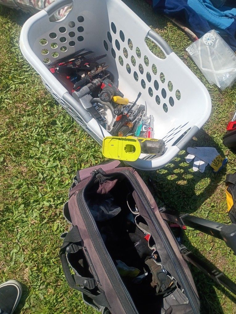 Stanaly Tool Bag W Random Tools