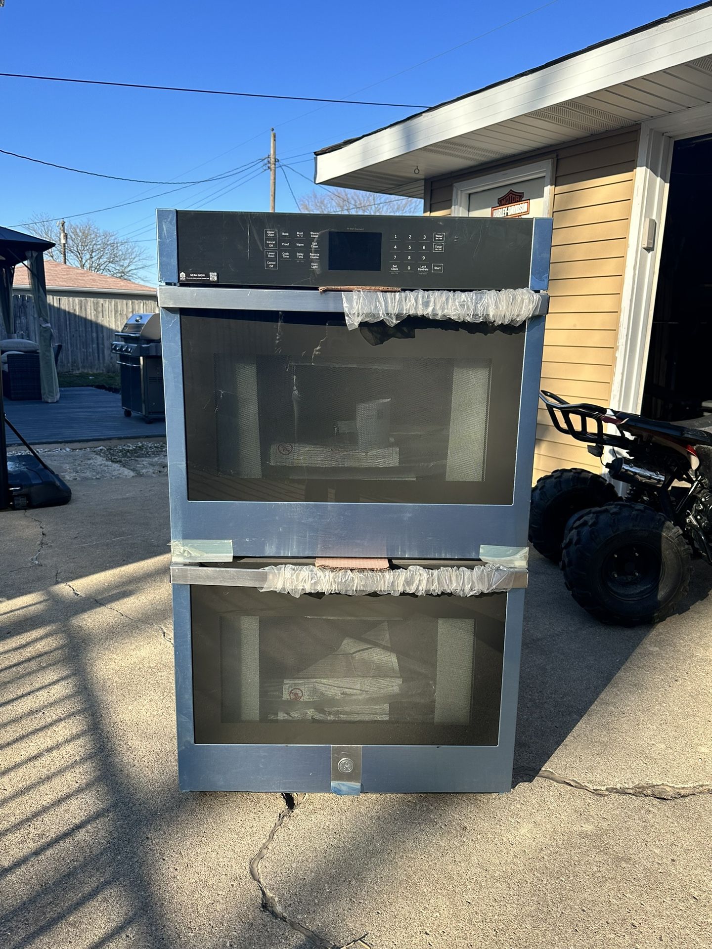 GE  Double Wall Oven