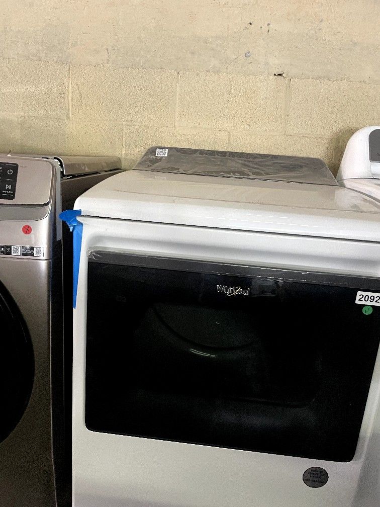 WHIRLPOOL 27” FREESTANDING DRYER WHITE $350