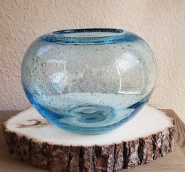 Blue tone atisan glass vase/bowl 
