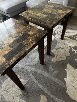 2 Side Tables